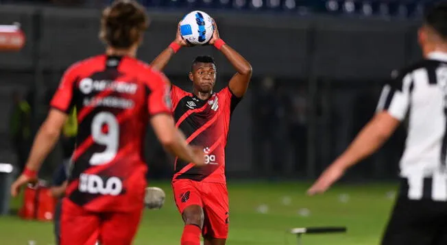 Libertad contra Paranaense por Copa Libertadores