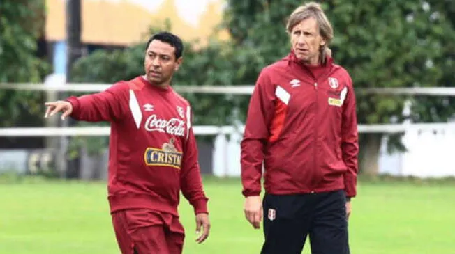 Solano y Gareca en entrenamientos. Foto: FPF