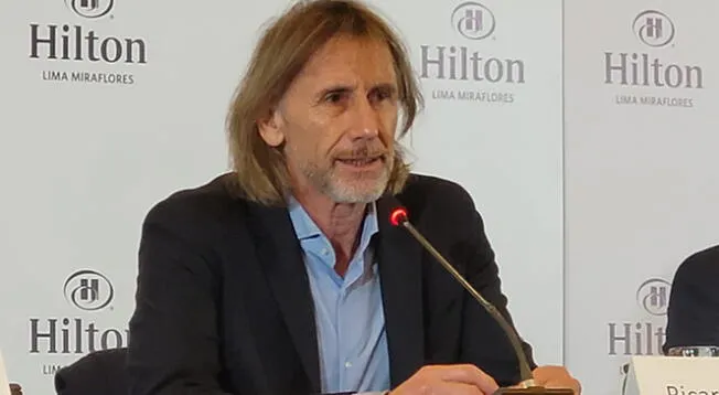 Ricardo Gareca se despidió de la Selección Peruana en conferencia.