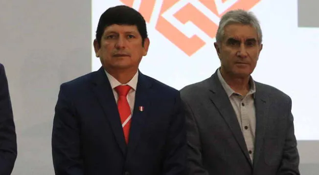 Juan Carlos Oblitas tendrá una reunión con Agustín Lozano para definir su continuidad.