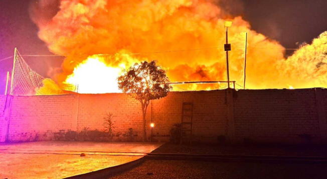 Ate: Fuerte incendio en depósito de pirotécnicos viene registrando cinco fallecidos
