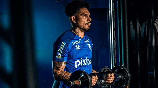 Paolo Guerrero deja entrenamiento con Avaí por problemas físicos