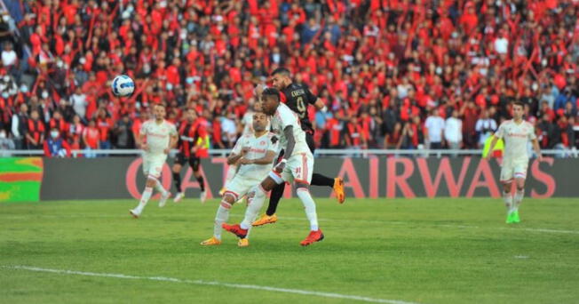 Bernardo Cuesta palpita el partido revancha ante Inter de Porto Alegre por la Conmebol Sudamericana