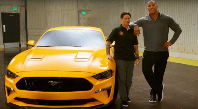 El actor contaba con este lujoso Ford Mustang 2018 hasta decidió obsequiarlo a Marlene Rodríguez, una veterana de guerra de EE. UU.