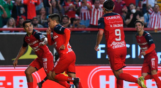 Chivas goleó a Necaxa por la décima fecha de la Liga MX