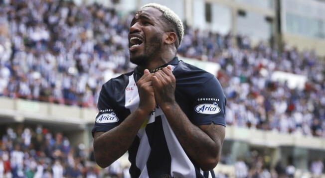 Jefferson Farfán salió campeón con la camiseta de Alianza Lima