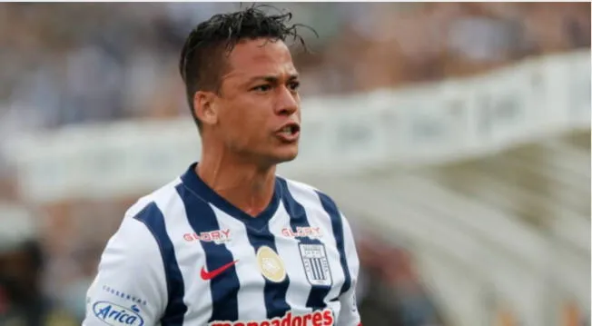 Cristian Benavente fue titular en el empate entre Alianza Lima y Cantolao