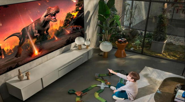 ¿Quieres tener un 'cine' en casa? LG lanza televisor 8K de 97 pulgadas y sorpende al mundo