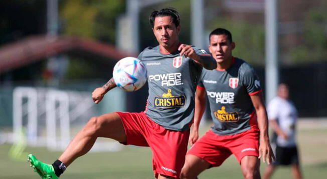 Juan Reynoso tendrá que modificar su once ante México