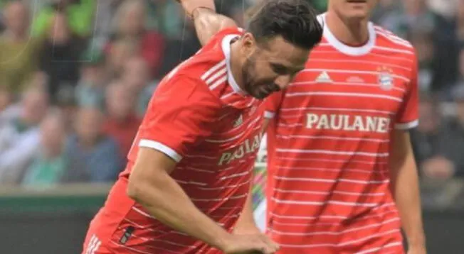 Bayern Múnich dedicó emotivo post tras partido despedida de Claudio Pizarro