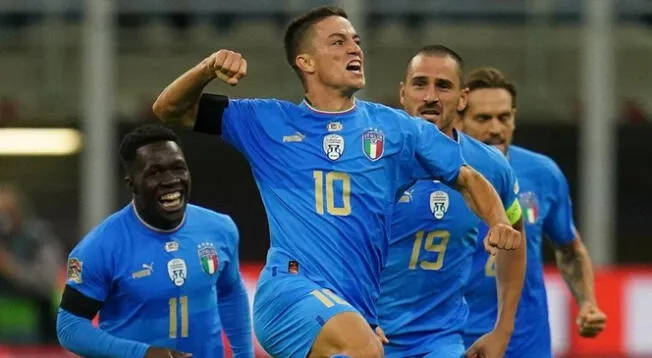 Giacomo Raspadori marcó el primer gol en victoria de Italia sobre Hungría