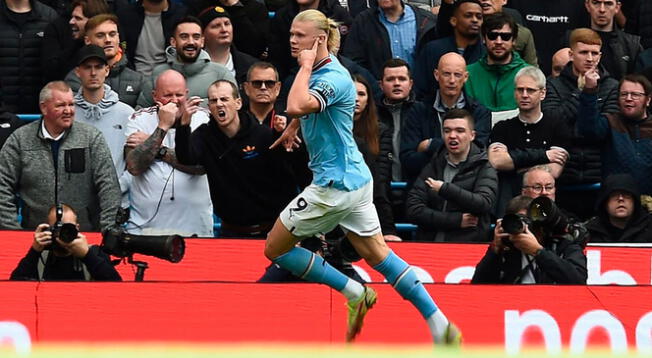 Erling Haaland marcó triplete ante Manchester United