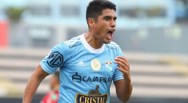 Ávila ha ingresado en la historia de Sporting Cristal gracias a sus 113 goles, lo cual le permite estar en el sexo puesto de la tabla de goleadores históricos.