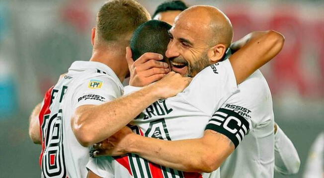 River Plate ganó a Platense y sigue peleando por la Liga Profesional