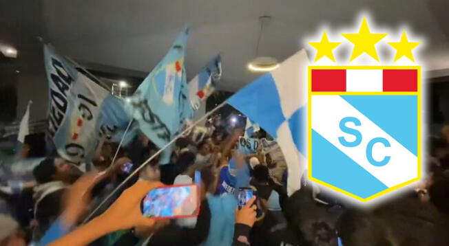 Hinchas de Sporting Cristal realizaron banderazo en Sullana