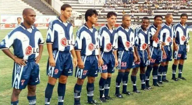 Un jugador de la plantilla de 1999 se puso los guantes para 'salvar' a Alianza Lima.