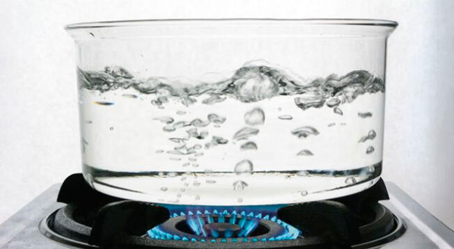 ¿Es mejor el agua filtrada que la hervida? Aquí te compartimos el dato