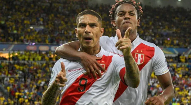 Imagen de Paolo Guerrero se luce entre las leyendas del fútbol