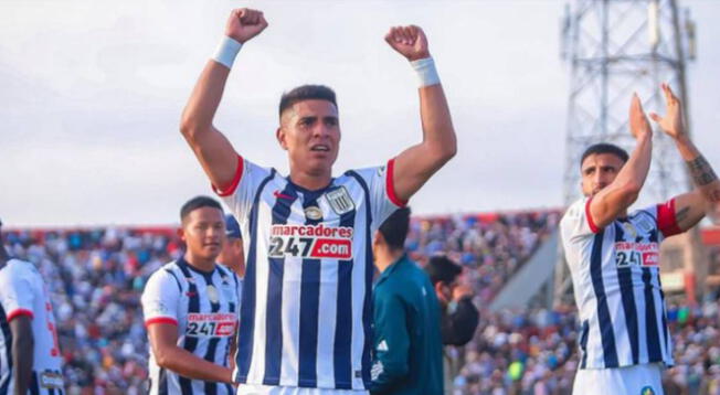 Paolo Hurtado logró su primer título nacional con Alianza Lima en la temporada 2022.