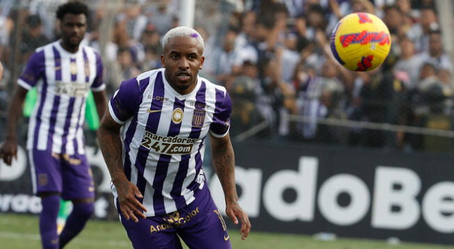 Jefferson Farfán en su último partido con camiseta de Alianza Lima