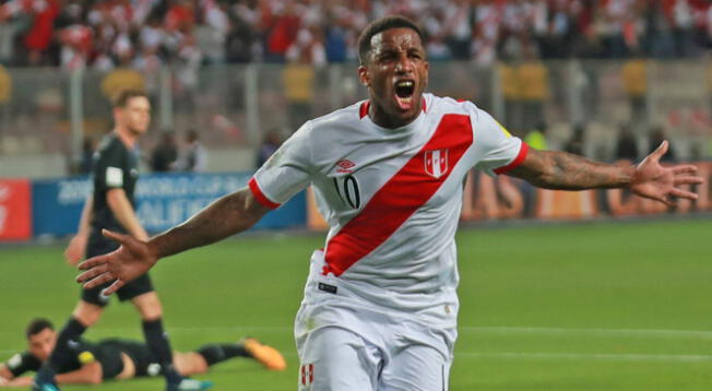 Jefferson Farfán es recordado por la Selección Peruana tras su retiro.