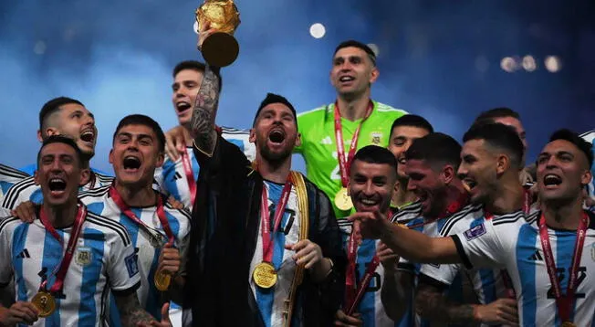 Lionel Messi finalmente se coronó campeón del Mundo. Foto: AFP