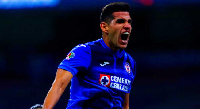 ¿Cuál será el próximo club del defensa peruano Luis Abram? Foto: Cruz Azul