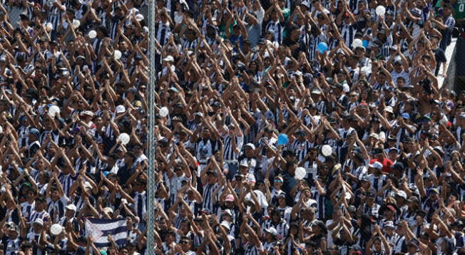 Matute lució un lleno de bandera en la Tarde Blanquiazul 2023