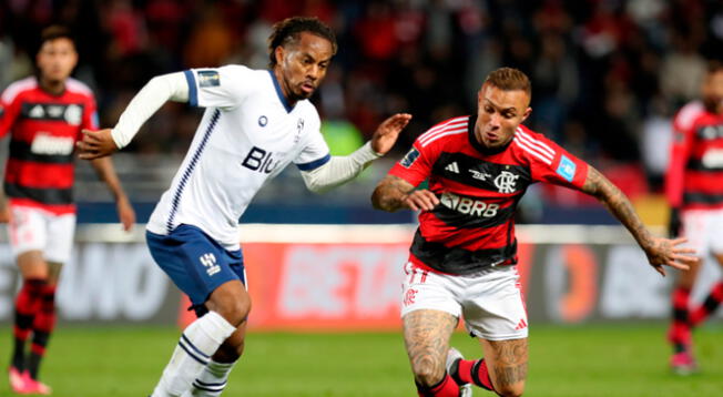 André Carrillo jugó en insólita posición en la histórica victoria del Al Hilal a Flamengo