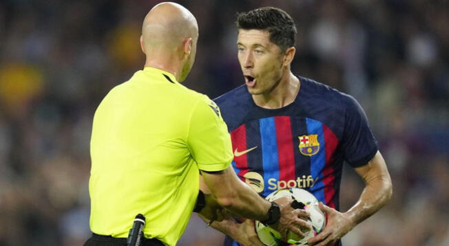 Barcelona es investigado por pago a árbitros