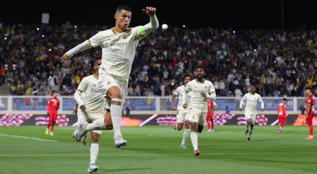 Al-Nassr se impuso ante Damac con un triplete de Cristiano Ronaldo