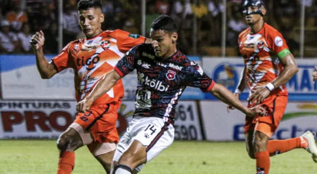 Puntarenas se impuso por 1-0 ante la visita de Alajuelense.