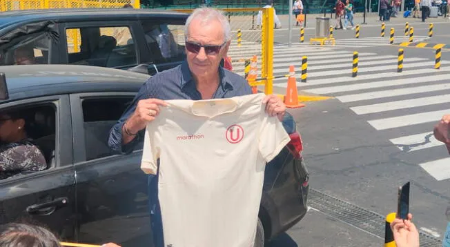 Jorge Fossati llegó al Perú para dirigir a Universitario Jorge Fossati llegó al Perú para dirigir a Universitario