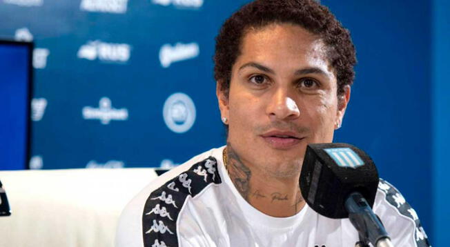 En medio del partido Racing vs Gimnasia, los comentaristas elogiaron a Paolo Guerrero. Foto: Telam