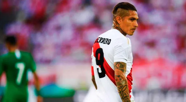 Paolo Guerrero se mostró dolido por los comentarios de hinchas peruanos.