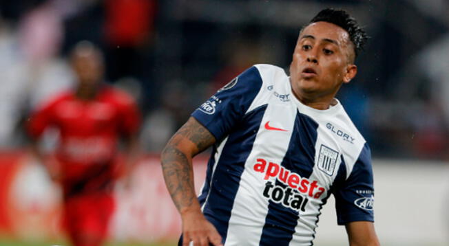 Se confirmó cuánto tiempo estará suspendido Christian Cueva tras ser expulsado en Tarapoto