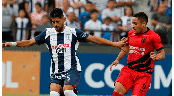 Carlos Zambrano lleva cinco partidos con Alianza Lima