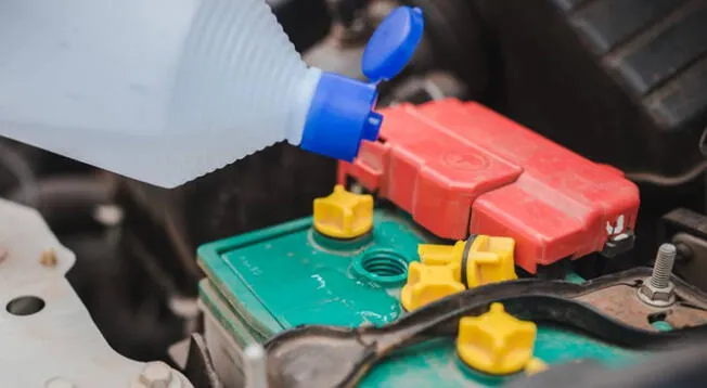 Conoce qué es el líquido de las baterías y cómo detectar si tu vehículo lo necesita