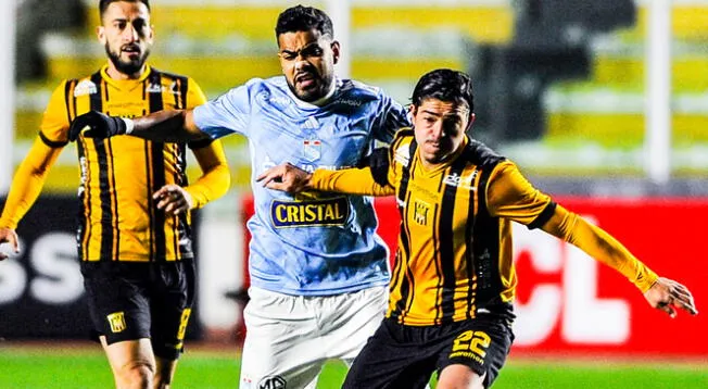 Cristal vs. The Strongest por la Copa Libertadores