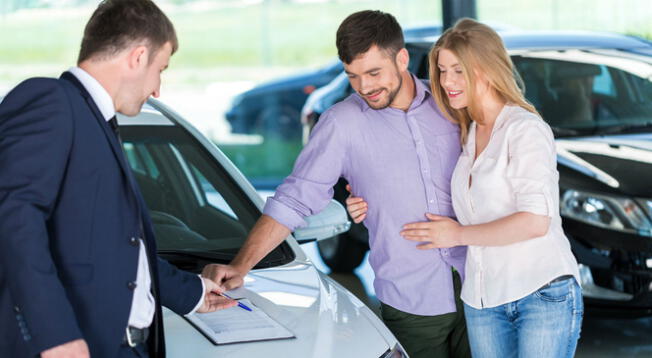 Los 7 consejos que debes tomar en cuenta antes de comprar un auto