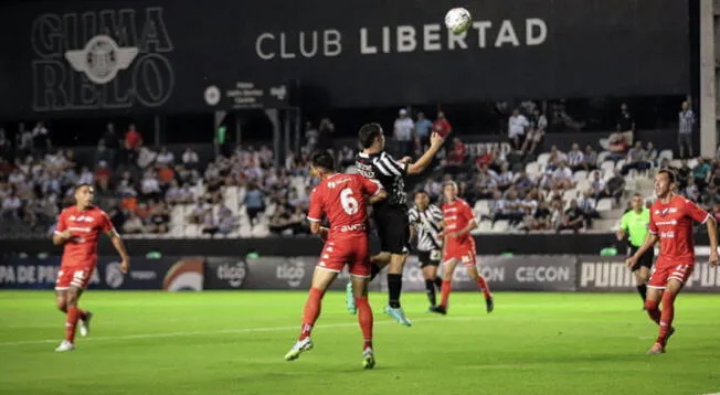 Libertad venció 2-0 a Nacional por el Torneo Clausura de la Liga Paraguaya