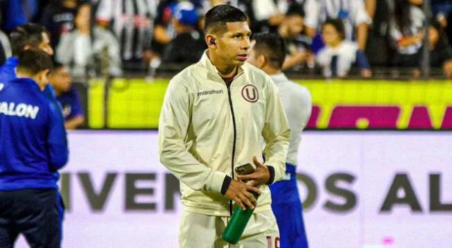 Edison Flores disputó un buen clásico. Pudo marcar pero su disparó chocó en el palo del arco sur de Matute.