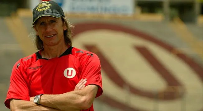 Ricardo Gareca cuando era técnico de Universitario de Deportes