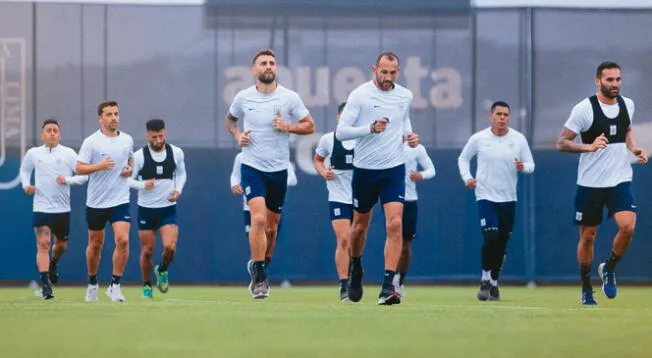 Hernán Barcos, Peruzzi, Miguez y Gabriel Costa fueron incluídos en el once de Alianza Lima.