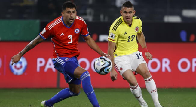 Chile y Colombia chocan por las Eliminatorias 2026 en Santiago.