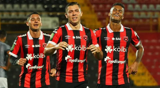 Alajuelense recibió a Cartaginés.