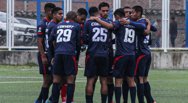 San Martín semifinalista de la Liga 2: albos vencieron por penales a Llacuabamba.
