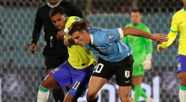 Uruguay y Brasil se ven las caras por las Eliminatorias.
