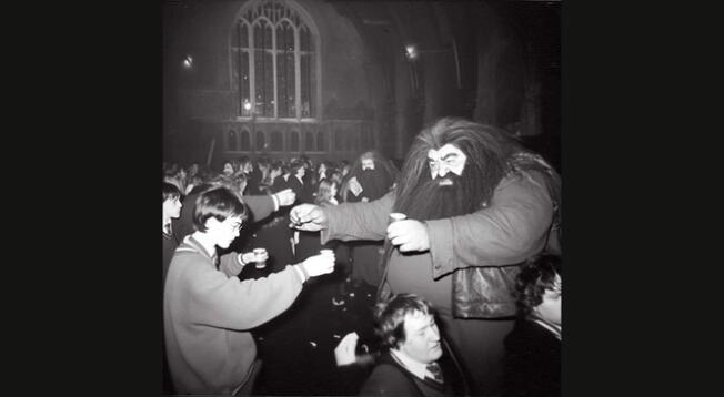 Hagrid no se quedó atrás y se unió a la fiesta.