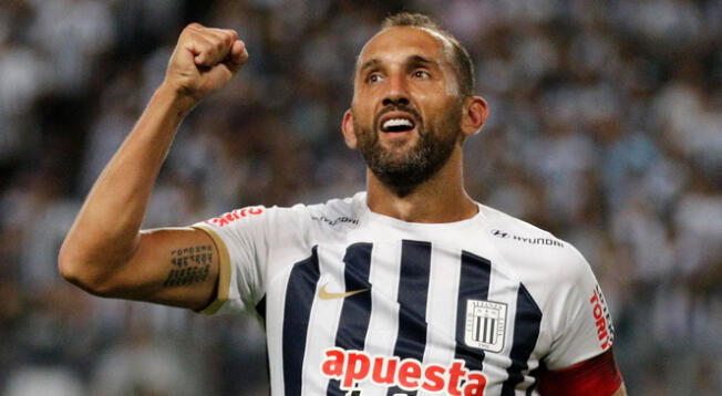 Alianza Lima pasó por encima a Once Caldas. Hernán Barcos, dueño del gol.